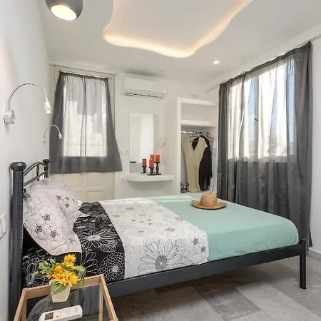 Hotel apartamentowy Depis Suites & Naxos Naxos City
