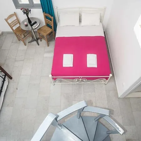 Depis Suites & Naxos Hotel apartamentowy *